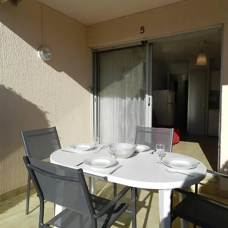 Le Lavandou, 2 Pieces, 4 Personnes - Fr-1-251-628 * لو لا فاندو